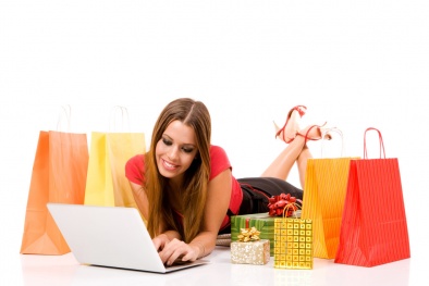 Quà tết bán qua mạng sôi động